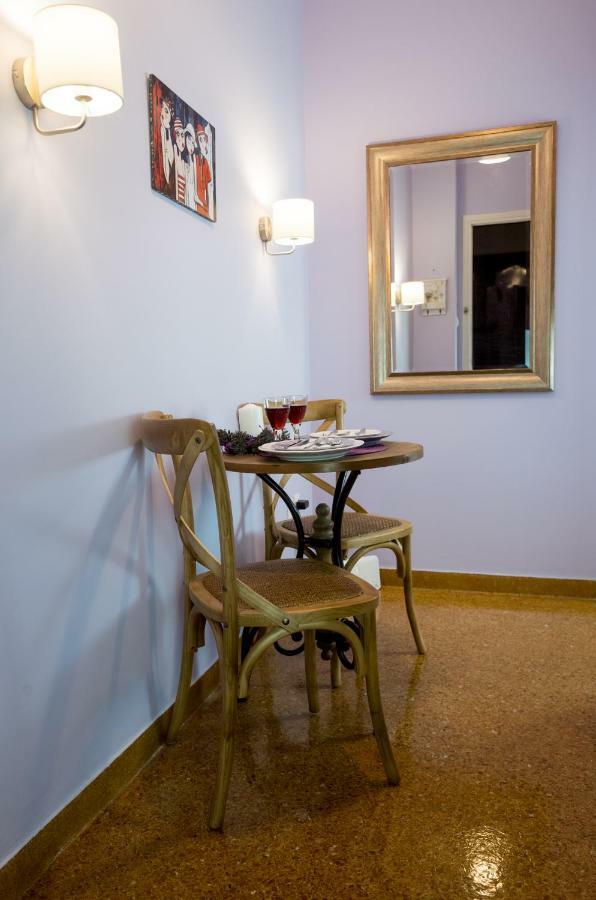 Apartamento The House Of Lavender Atenas Exterior foto